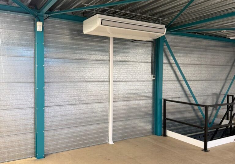 Ceiling-mounted air conditioner Prestop